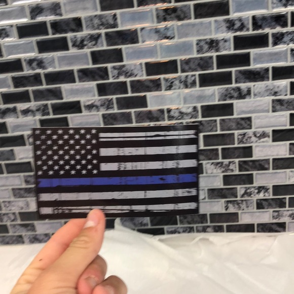 Police flags - Picture 3 of 3